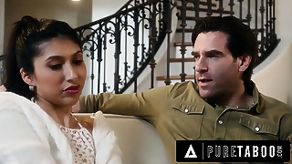 PURE TABOO Cunning Delivery Guy Becomes Petite Penelope Woods's Stepfather For Her Virginity